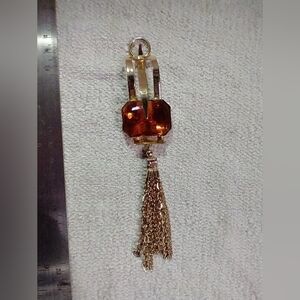 Large goldtone orange 🧡 stone dangle pendant